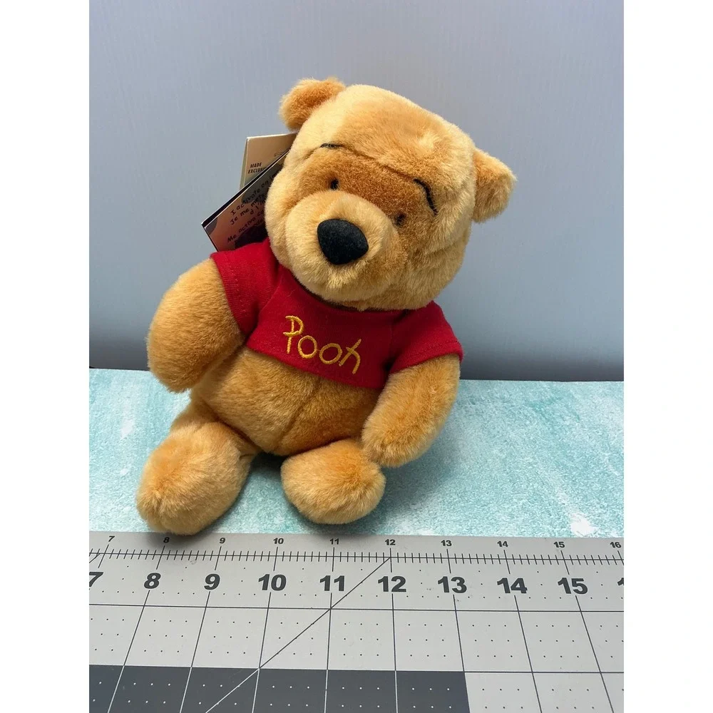 Disney Store Exclusive‎ Winnie the Pooh Plush Beanbag w/ Tags Small Stuffed Toy
